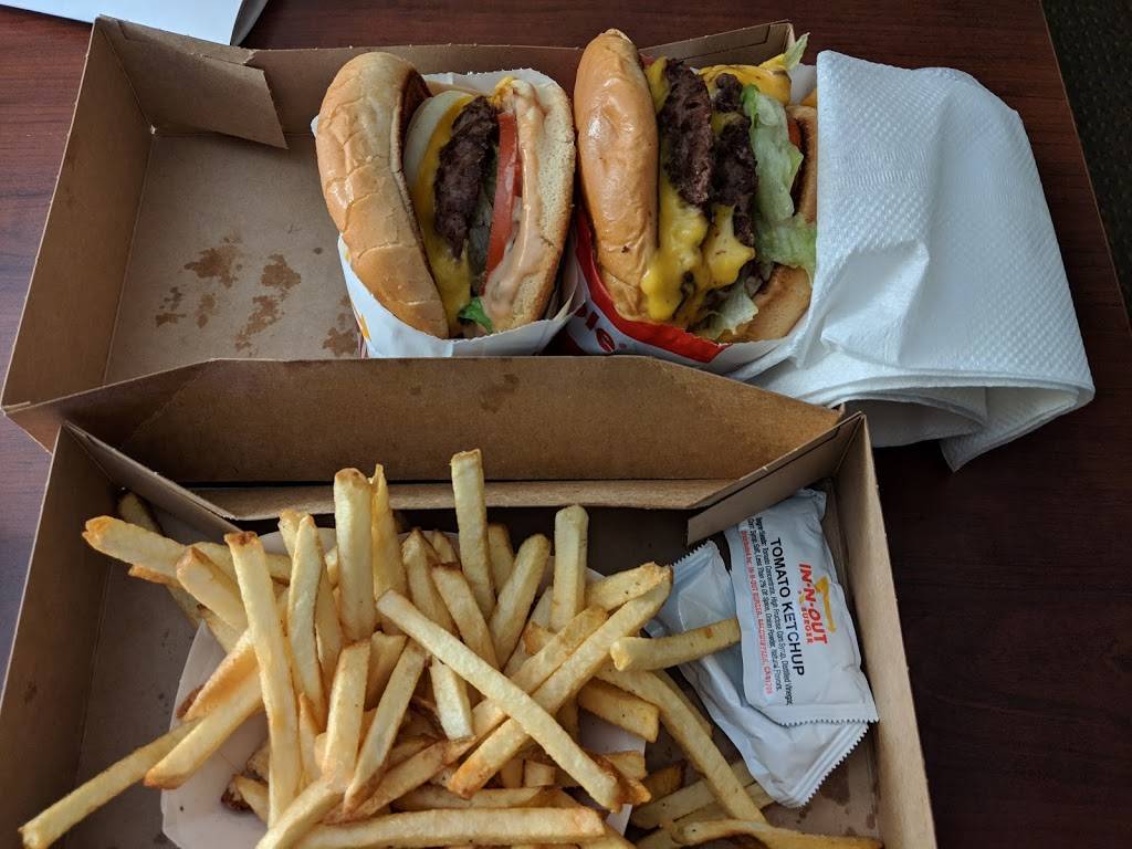 In-N-Out Burger | restaurant | 7909 Lyndon B Johnson Fwy, Dallas, TX 75251, USA | 8007861000 OR +1 800-786-1000
