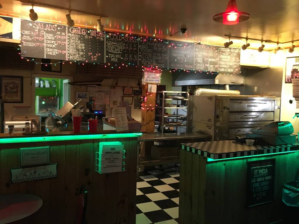 The Pizza Joint | restaurant | 151 N Main St, Gloversville, NY 12078, USA | 5187250011 OR +1 518-725-0011