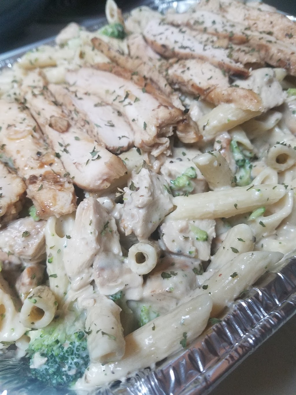 Chefs Of The Streets | restaurant | 5759 Fisher Rd, Temple Hills, MD 20748, USA | 2028305551 OR +1 202-830-5551