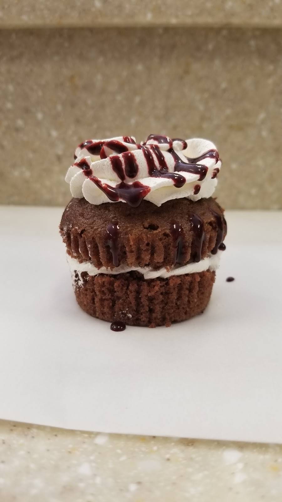 Sweet Embellishments | restaurant | 5555 Stearns St #107, Long Beach, CA 90815, USA | 5624301800 OR +1 562-430-1800