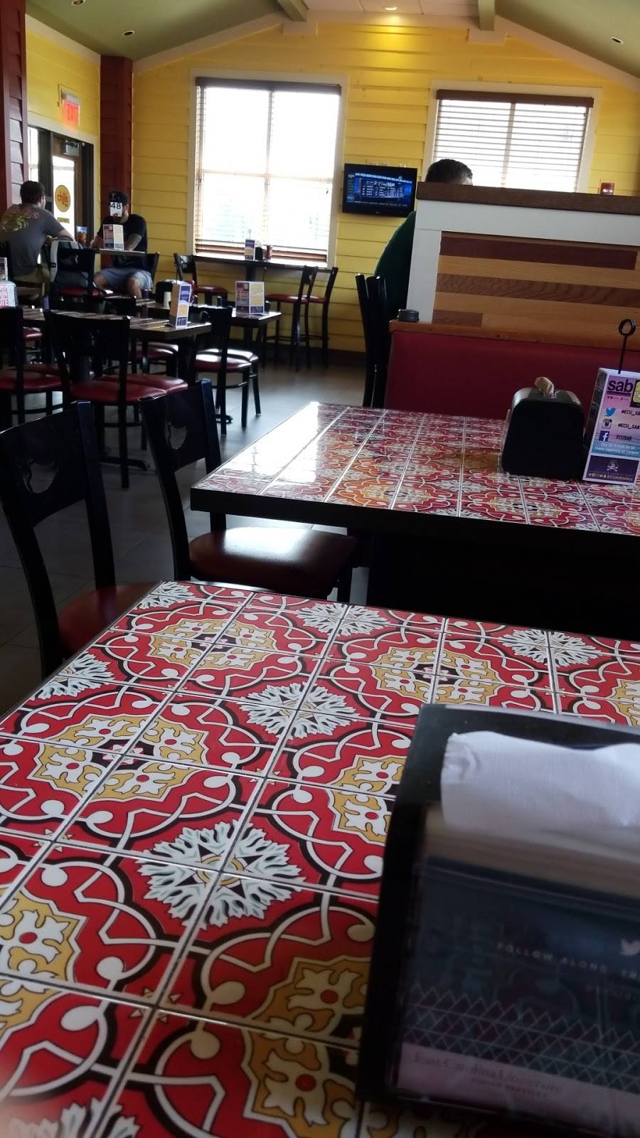 Chilis Grill & Bar | restaurant | 100 Dixon Dr, Greenville, NC 27858, USA | 2527374442 OR +1 252-737-4442