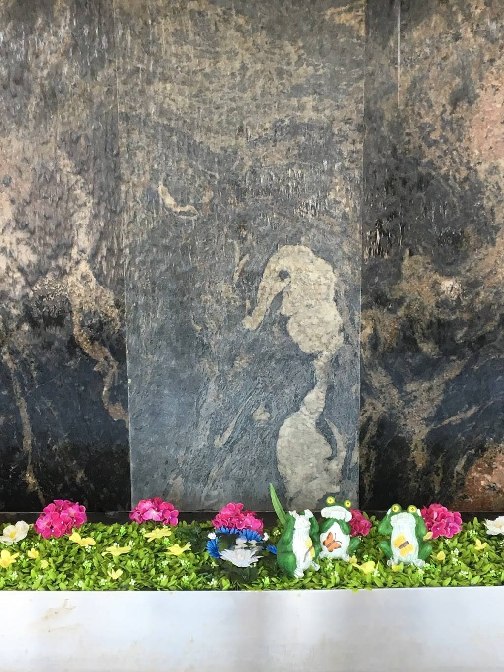 Valley Market Café | restaurant | 3300 Steeles Ave, Markham, ON L3R 1G9, Canada | 8773796724 OR +1 877-379-6724