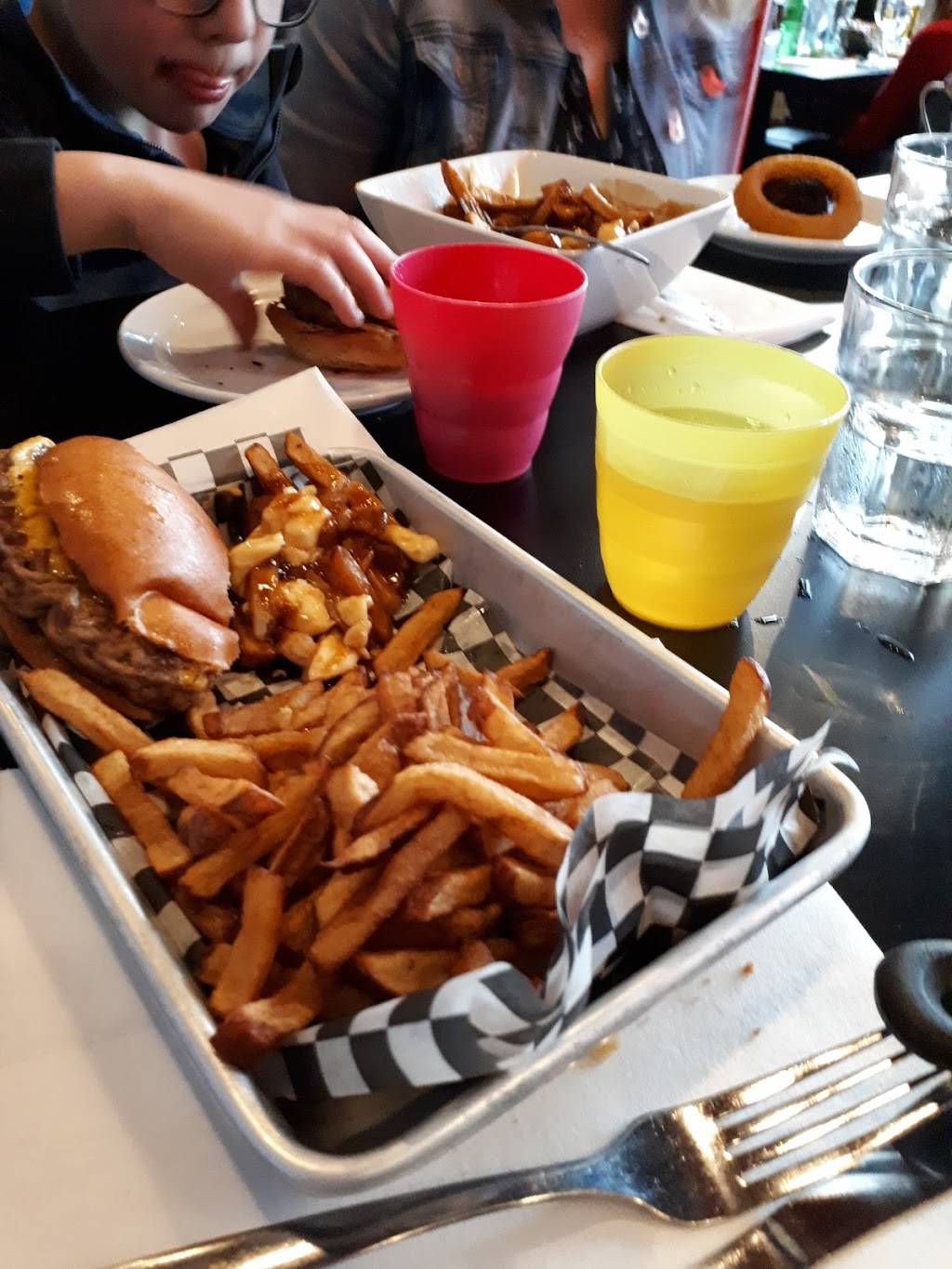 La Chambre No. 1 | restaurant | 816 Boulevard des Seigneurs, Terrebonne, QC J6W 1V1, Canada | 4508241424 OR +1 450-824-1424