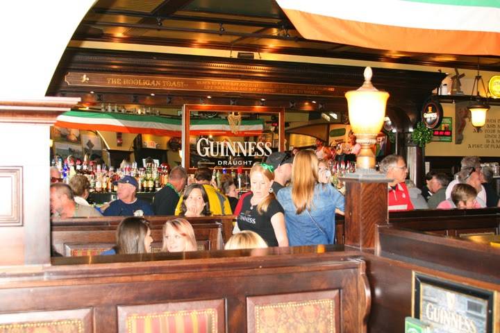 Hooligans Irish Pub | restaurant | 421 Co Rd 215, Put-In-Bay, OH 43456, USA | 4192858000 OR +1 419-285-8000