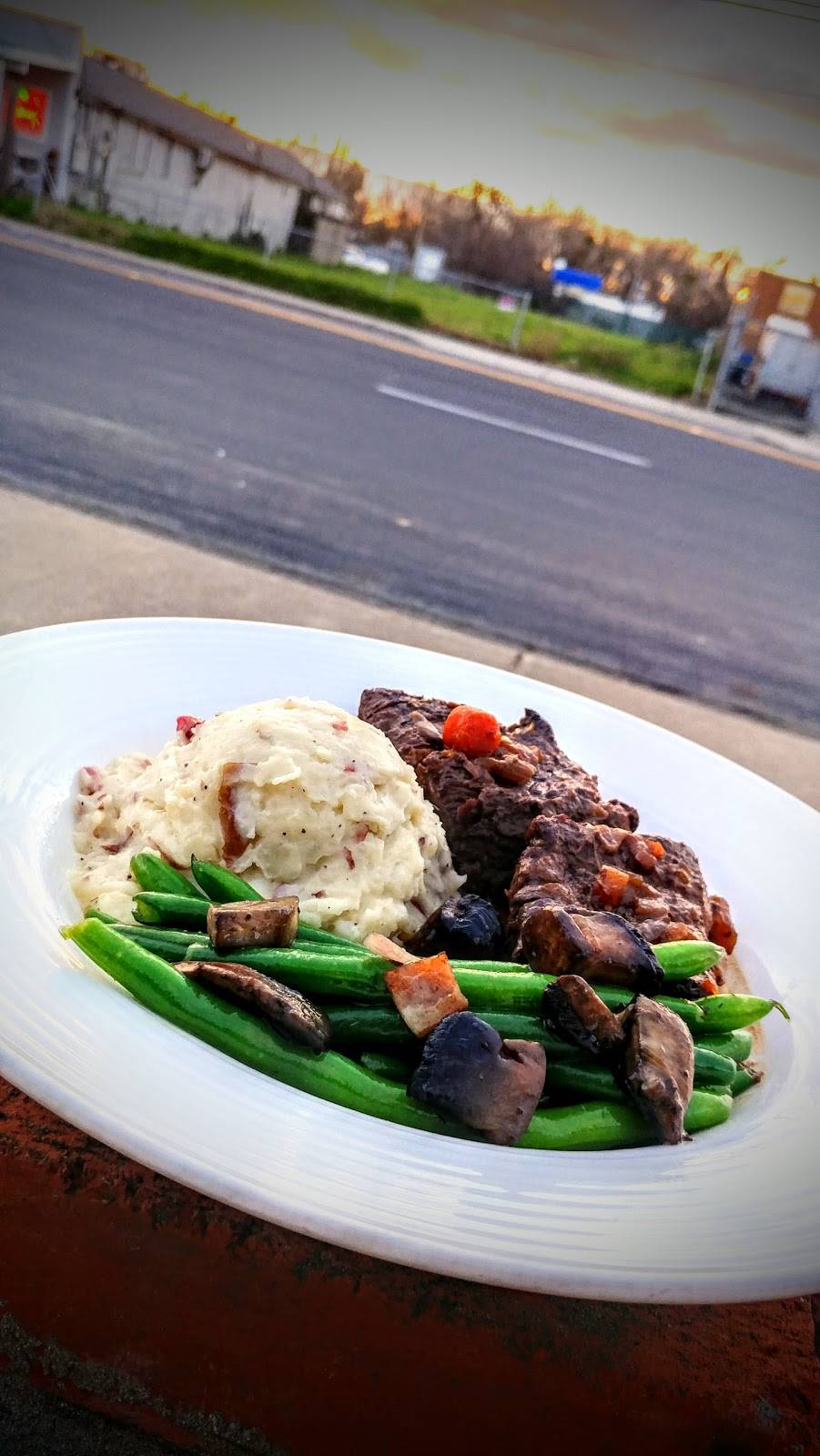 Delta Sports Bar and Grill | restaurant | 6210 Bethel Island Road, Bethel Island, CA, Bethel Island, CA 94511, USA | 9256843100 OR +1 925-684-3100