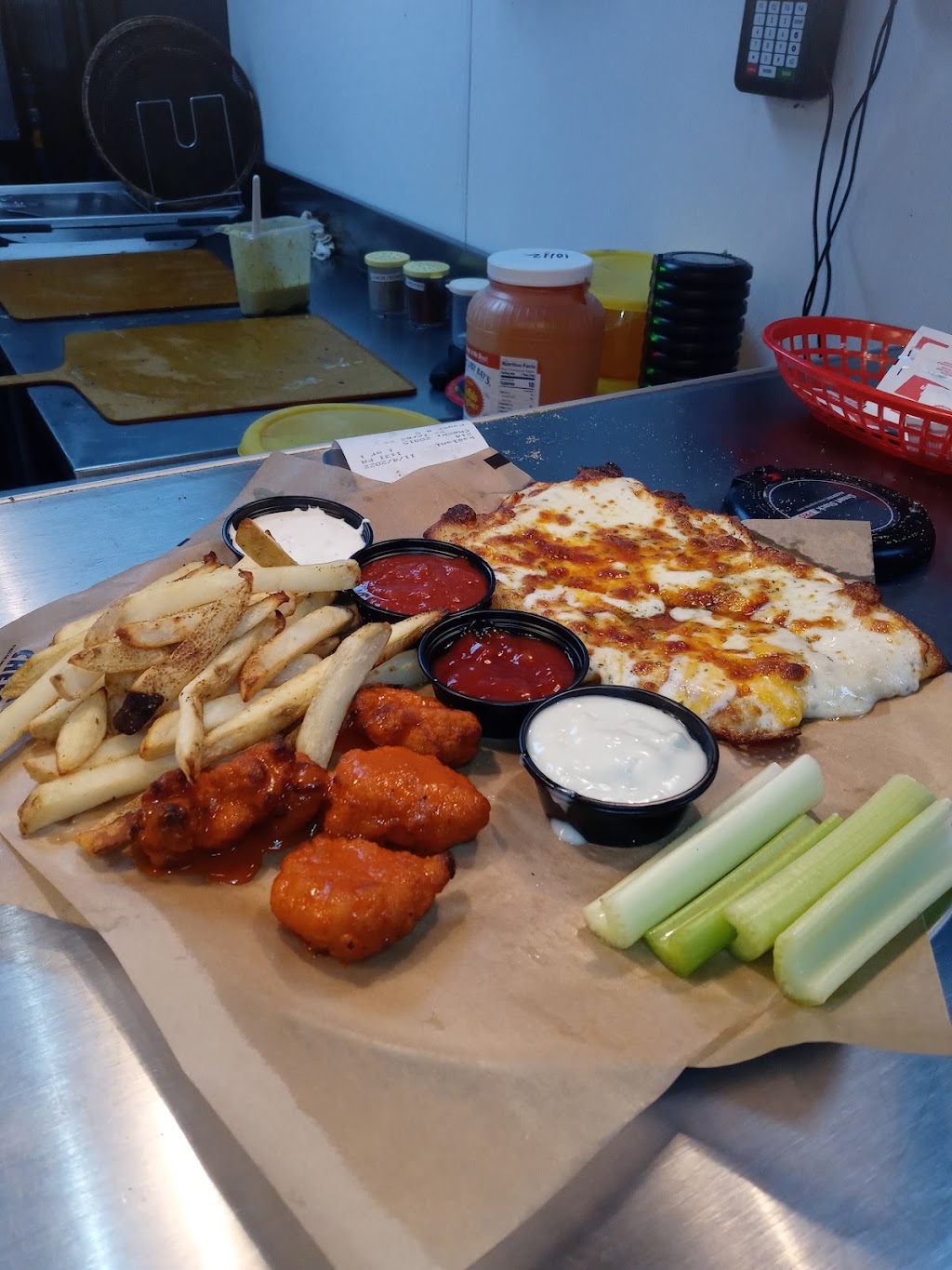 Chuck E. Cheese | restaurant | 1027 Oliver Rd, Fairfield, CA 94533, USA | 7072414004 OR +1 707-241-4004