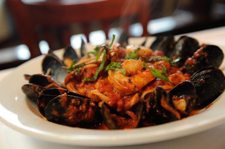 Luna Rossa | restaurant | 1588, 1699 Shawsheen St, Tewksbury, MA 01876, USA | 9788519282 OR +1 978-851-9282