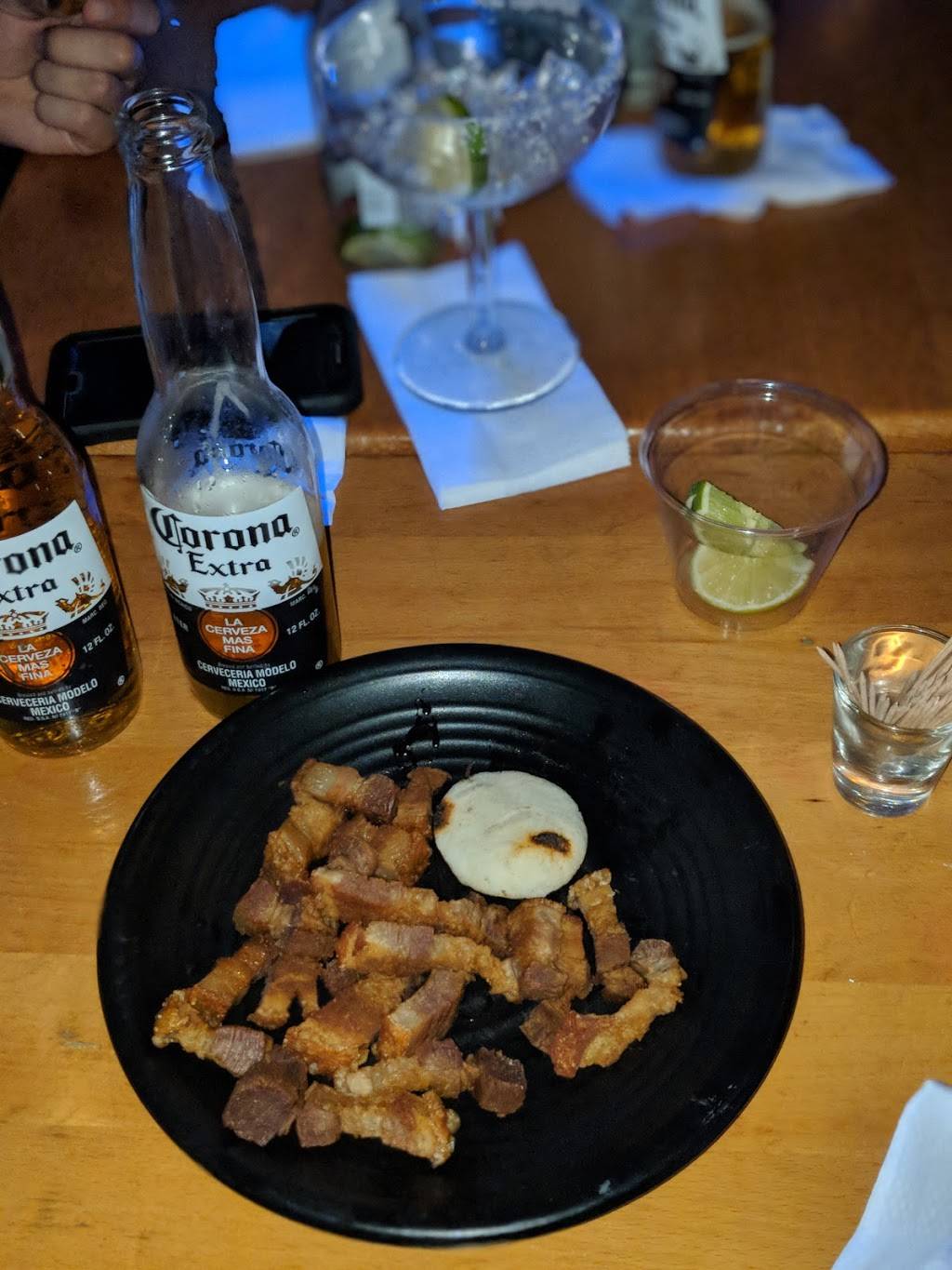 Lenos | restaurant | 8015 Northern Blvd, Jackson Heights, NY 11372, USA | 7185331113 OR +1 718-533-1113