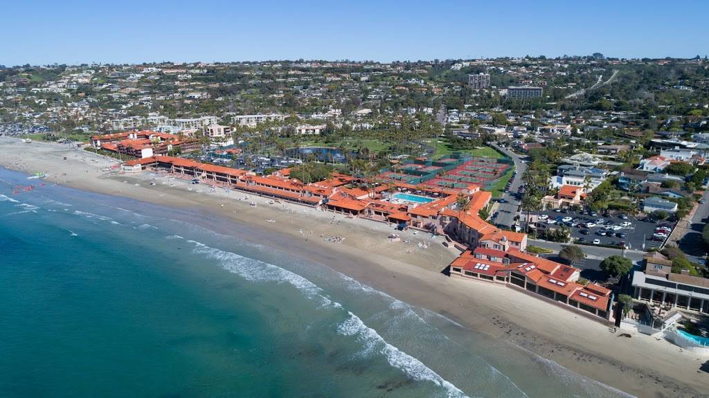 La Jolla Beach & Tennis Club | restaurant | 2000 Spindrift Dr, La Jolla, CA 92037, USA | 8584547126 OR +1 858-454-7126