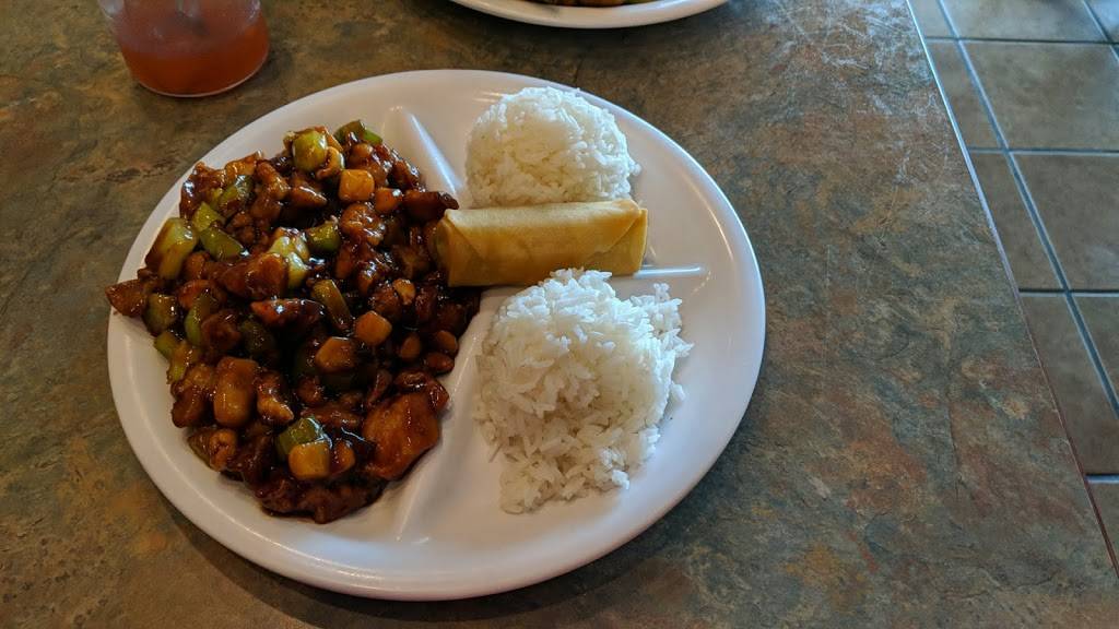 Chopsticks | restaurant | 135 Spring St, Herndon, VA 20170, USA | 7036689454 OR +1 703-668-9454