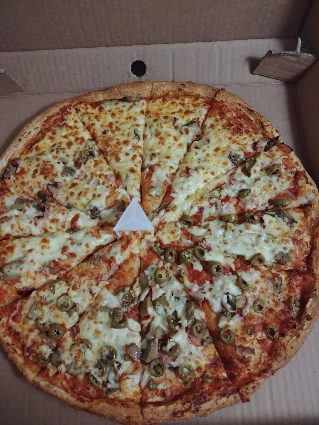 Godfather Pizza - Harrow | meal takeaway | 110 King St W, Harrow, ON N0R 1G0, Canada | 5197389833 OR +1 519-738-9833