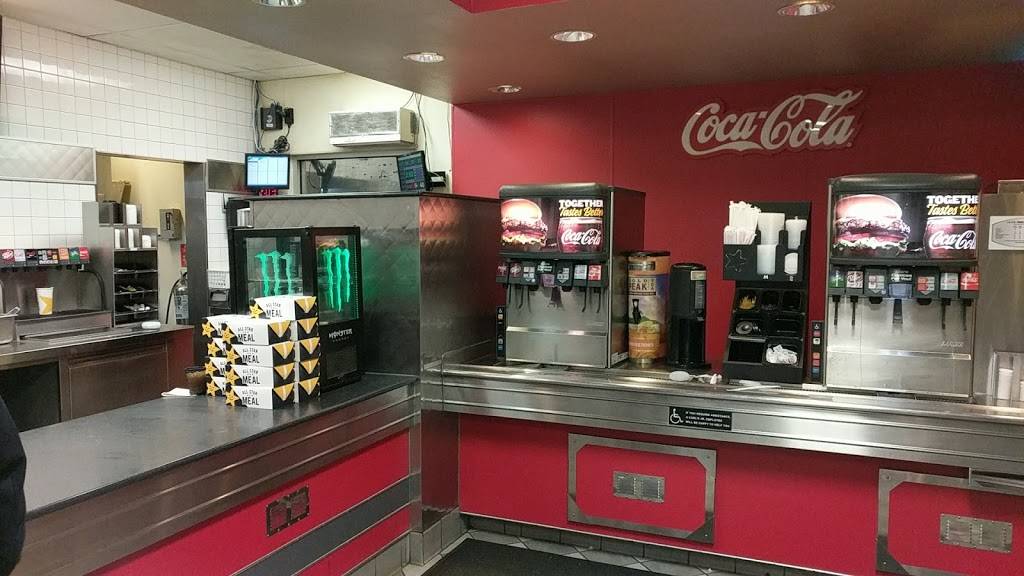 Carls Jr | meal takeaway | 550 Morello Ave, Martinez, CA 94553, USA | 9253139420 OR +1 925-313-9420