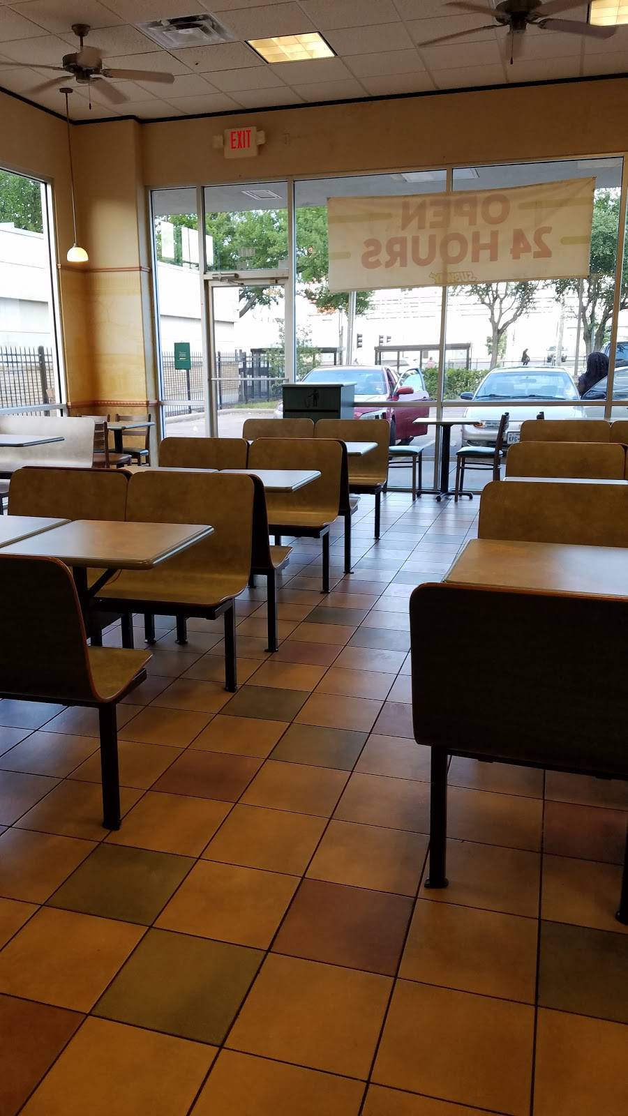 Subway Restaurants | restaurant | 3704 Scott St, Houston, TX 77004, USA | 7137479651 OR +1 713-747-9651