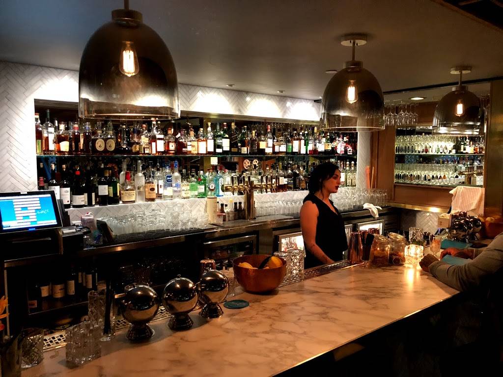 Mister O’s | restaurant | 11838 Ventura Blvd, Studio City, CA 91604, USA | 8183583839 OR +1 818-358-3839