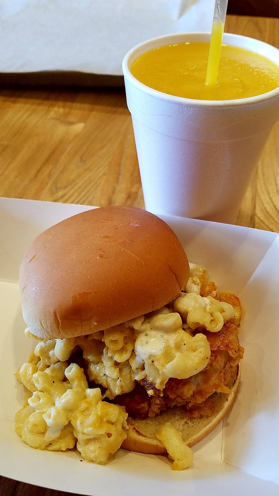 Miss Dots | restaurant | 49 Church St, Mountain Brook, AL 35213, USA | 2057392232 OR +1 205-739-2232