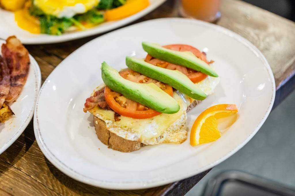 Early Harvest Diner | restaurant | 950 Cummings Center, Beverly, MA 01915, USA | 9789693126 OR +1 978-969-3126