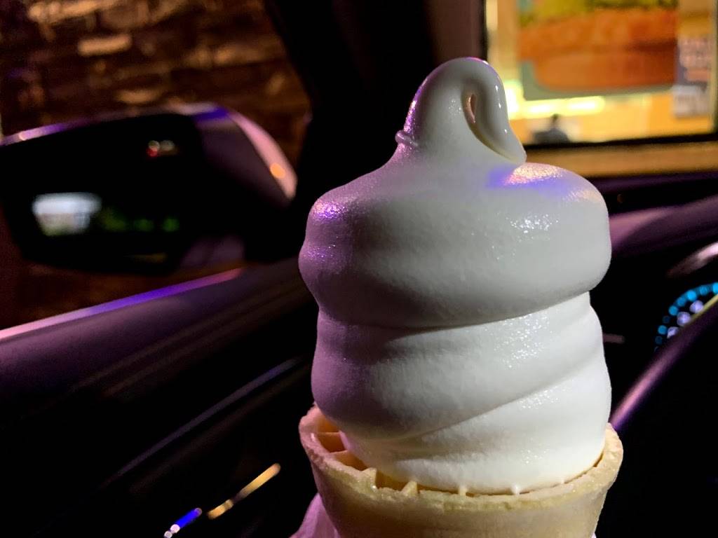 Dairy Queen Grill & Chill | restaurant | 517 N Dixie Hwy, Cave City, KY 42127, USA | 2707733372 OR +1 270-773-3372