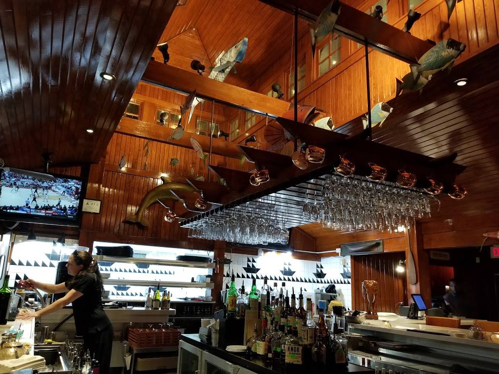 Elijahs | restaurant | 2 Ann St, Wilmington, NC 28401, USA | 9103431448 OR +1 910-343-1448