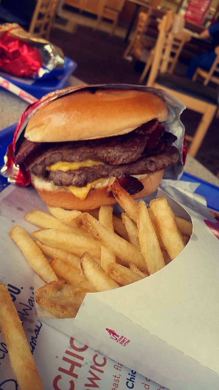 Wendys | restaurant | 221 W E Seminary Dr, Fort Worth, TX 76115, USA | 8179212951 OR +1 817-921-2951