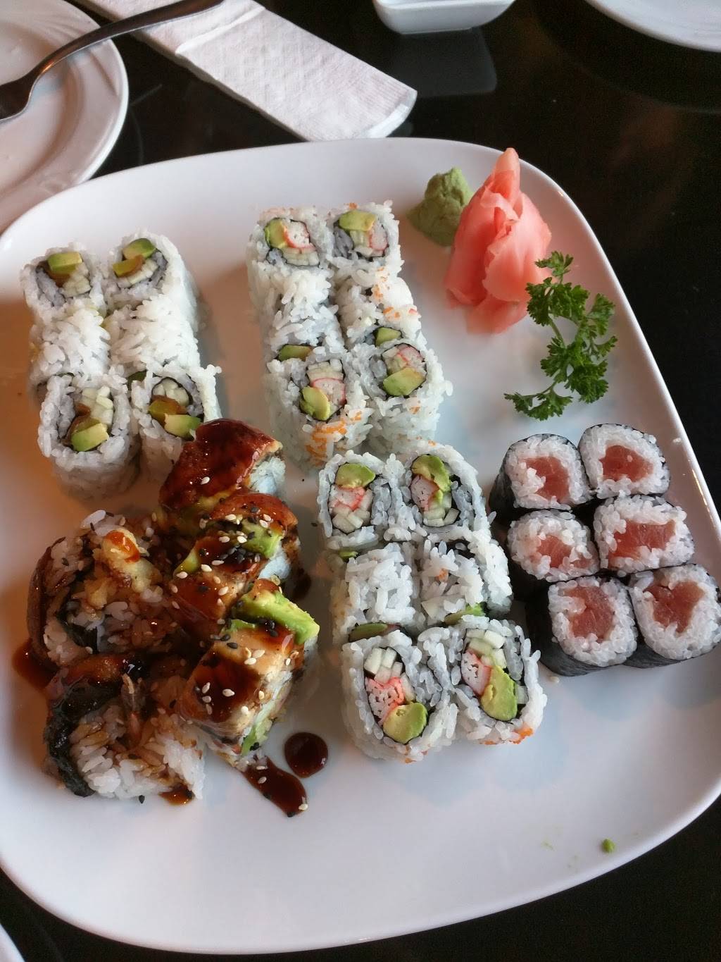 Sesame Inn Inc | restaurant | 2941 95th St, Evergreen Park, IL 60805, USA | 7082292373 OR +1 708-229-2373