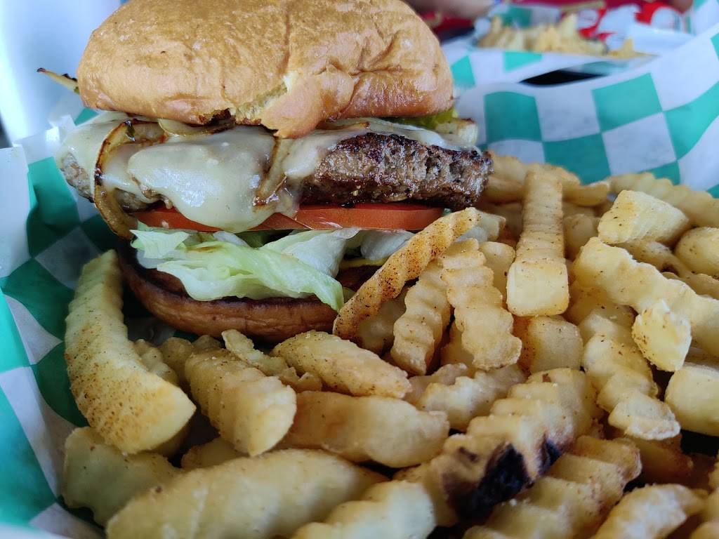 LA Burgers & Daiquiris | restaurant | 3755 N MacGregor Way, Houston, TX 77004, USA | 3465718401 OR +1 346-571-8401