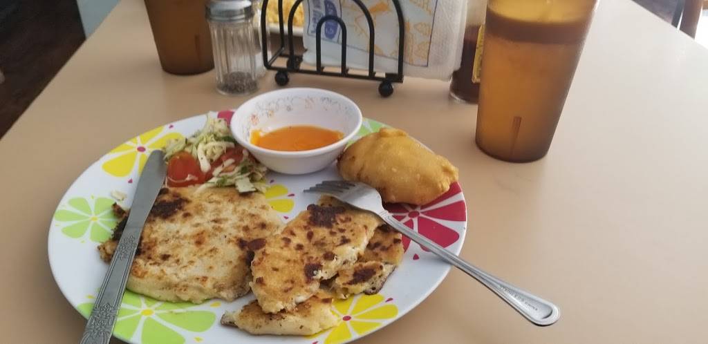 Flores | restaurant | 863 Congress St, Portland, ME 04102, USA | 2078990313 OR +1 207-899-0313