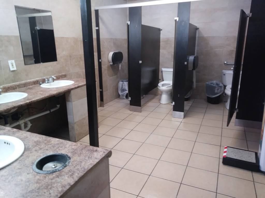 Canton Travel Center & Restaurant | restaurant | 9800 I-20, Canton, TX 75103, USA | 9038292600 OR +1 903-829-2600