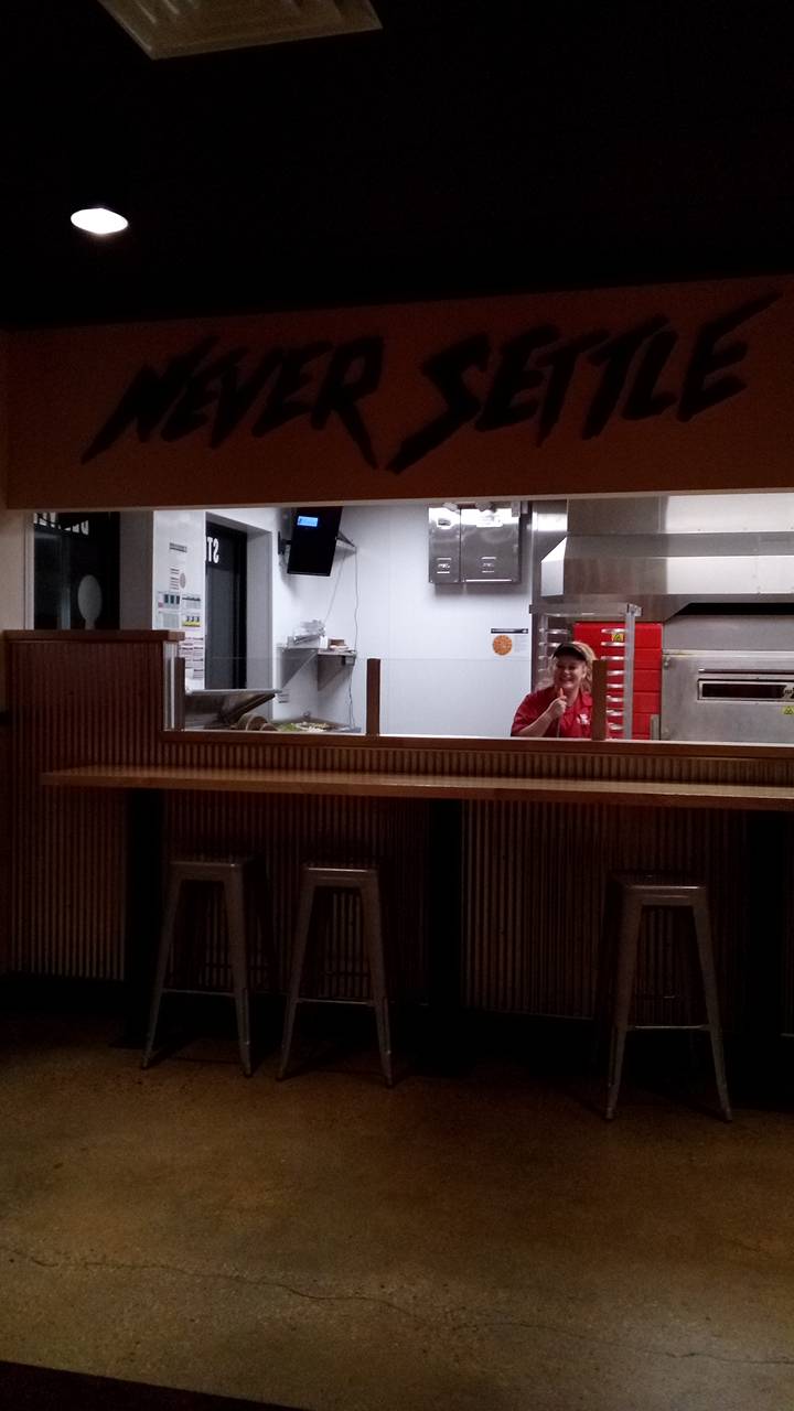 Toppers Pizza | meal delivery | 3841 Douglas Ave, Racine, WI 53402, USA | 2624562249 OR +1 262-456-2249