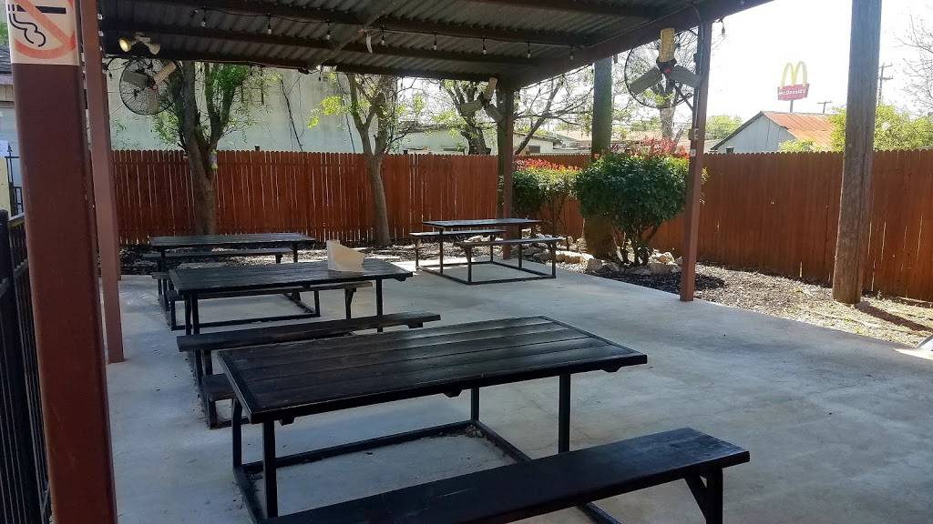 The Jerk Shack | restaurant | 117 Matyear St, San Antonio, TX 78237, USA | 2107767780 OR +1 210-776-7780