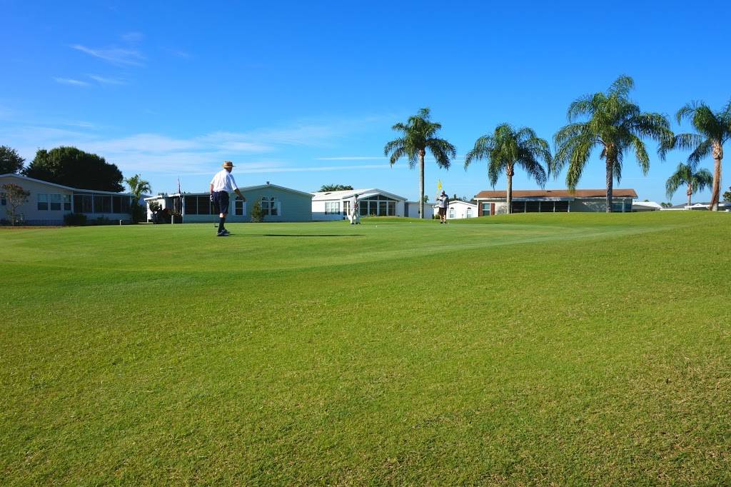 Four Lakes Golf Club Retirement Community | restaurant | 990 La Quinta Blvd, Winter Haven, FL 33881, USA | 8008267076 OR +1 800-826-7076