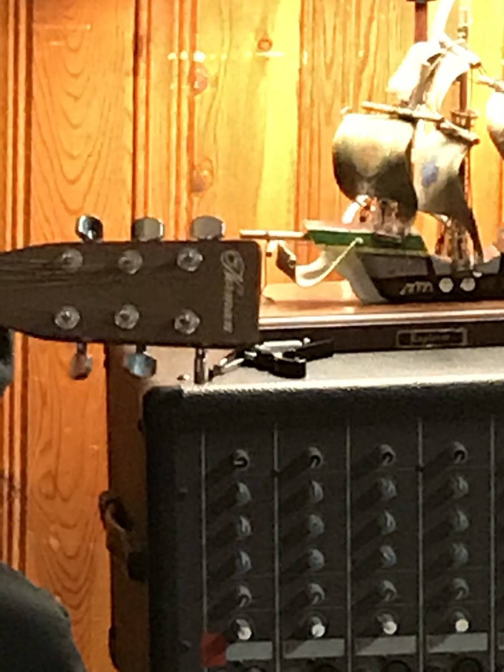 Pappas Billiards | meal takeaway | 407 George St N, Peterborough, ON K9H 3R4, Canada | 7057729010 OR +1 705-772-9010