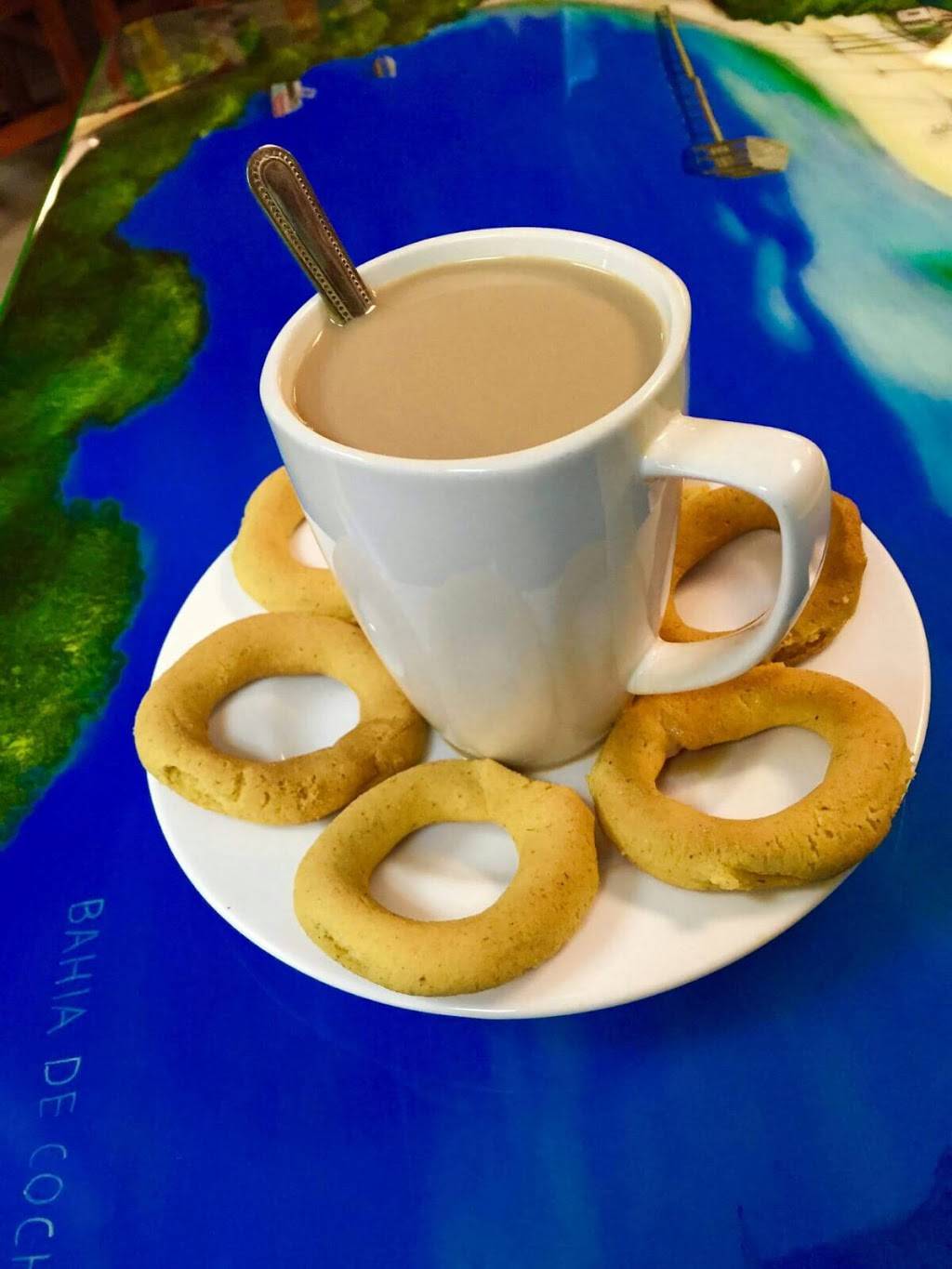 El Catrachito Restaurant | restaurant | 7639 Dashwood Dr, Houston, TX 77036, USA | 7137740856 OR +1 713-774-0856