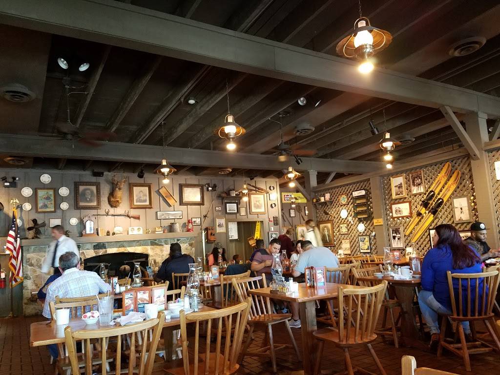 Cracker Barrel Old Country Store | restaurant | 1960 NW 150th Ave, Pembroke Pines, FL 33028, USA | 9547044020 OR +1 954-704-4020