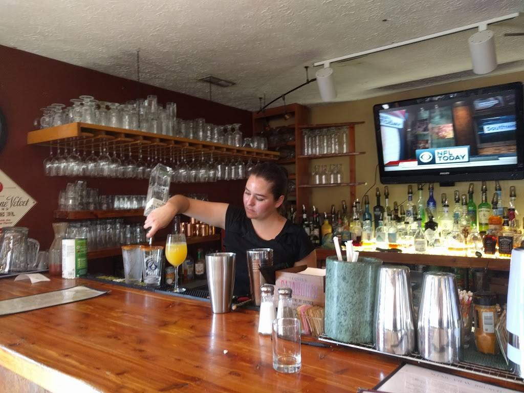 Scenic View Restaurant | restaurant | 4600 IN-446, Bloomington, IN 47401, USA | 8128379496 OR +1 812-837-9496