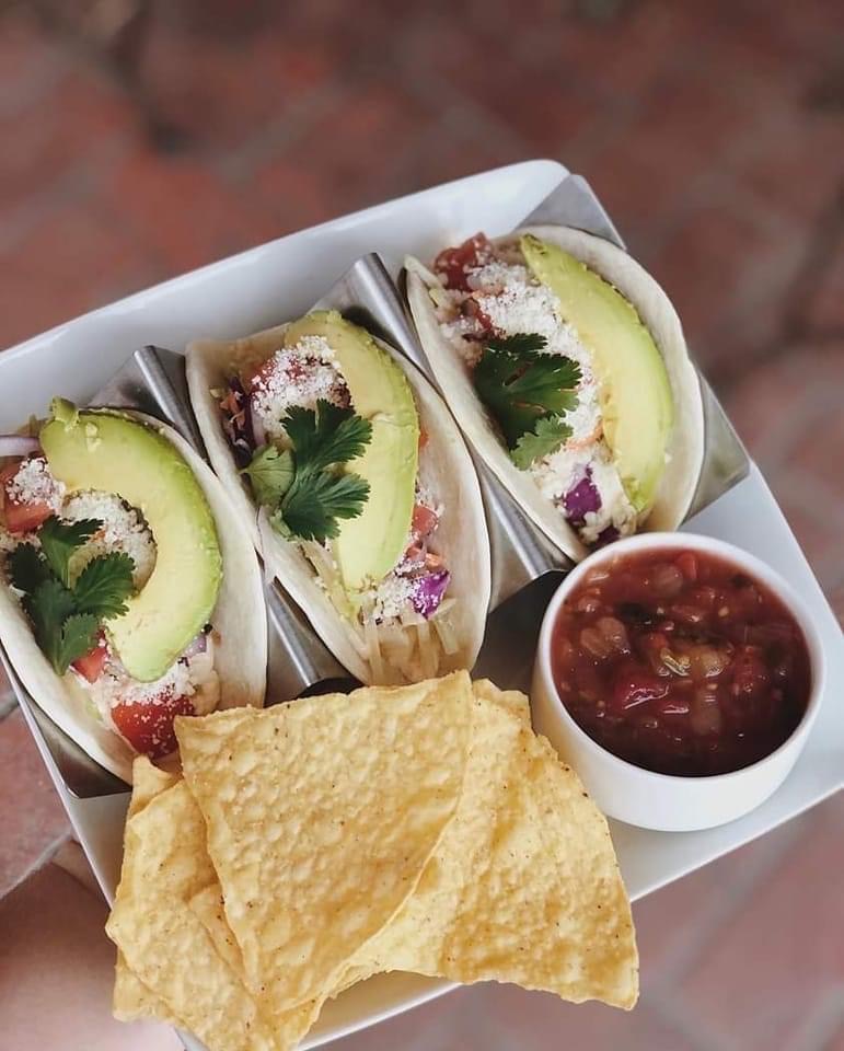 Brick Rhod Antiques & Bistro | restaurant | 109 N Commerce St, Lewisburg, OH 45338, USA | 9379622114 OR +1 937-962-2114