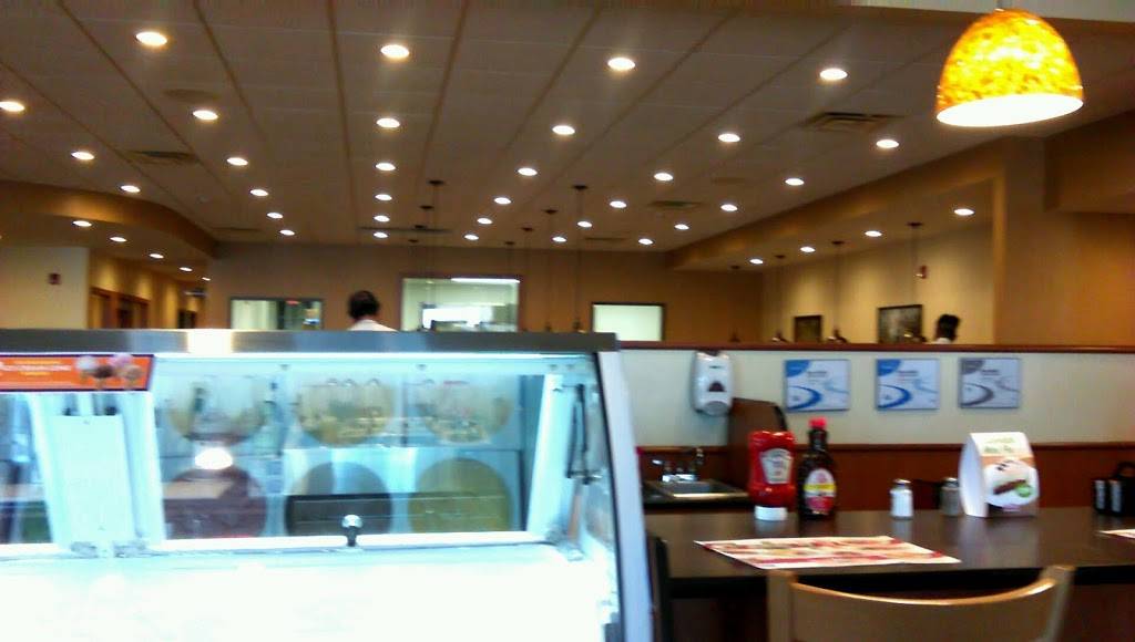 Valley Dairy Restaurant | restaurant | 400 Tri County Lane, Belle Vernon, PA 15012, USA | 7242433579 OR +1 724-243-3579