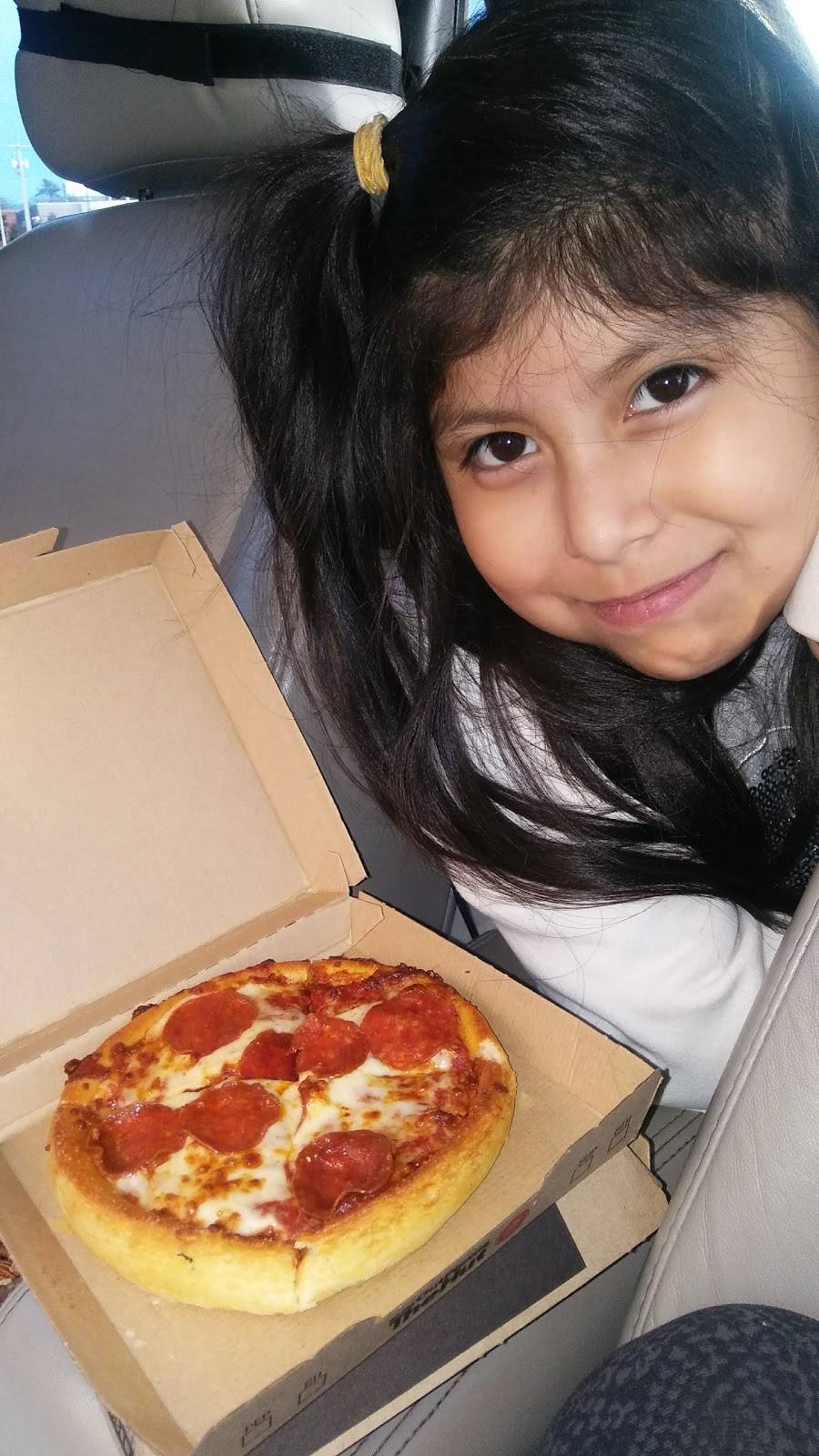 Pizza Hut | meal takeaway | 1123 E Morris Blvd, Morristown, TN 37813, USA | 4235866442 OR +1 423-586-6442