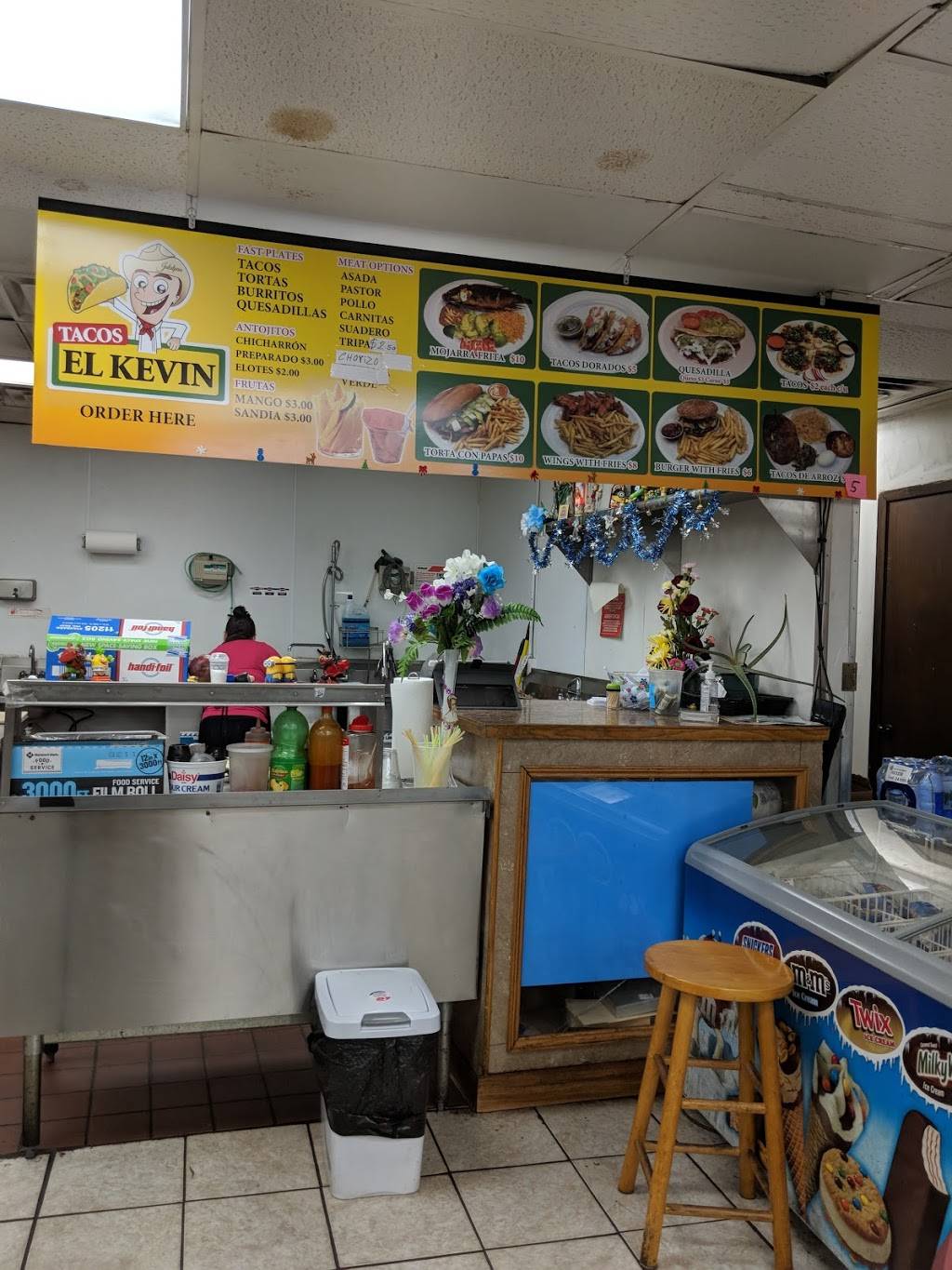 Tacos El Kevin | restaurant | 3751 Portland Ave, Minneapolis, MN 55407, USA | 6129648818 OR +1 612-964-8818