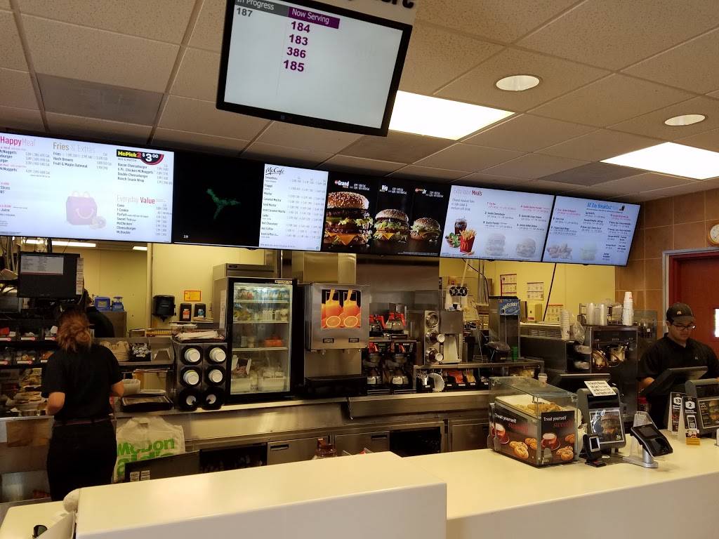 McDonalds | cafe | 5515 SE Abshier Blvd, Belleview, FL 34420, USA | 3523075726 OR +1 352-307-5726