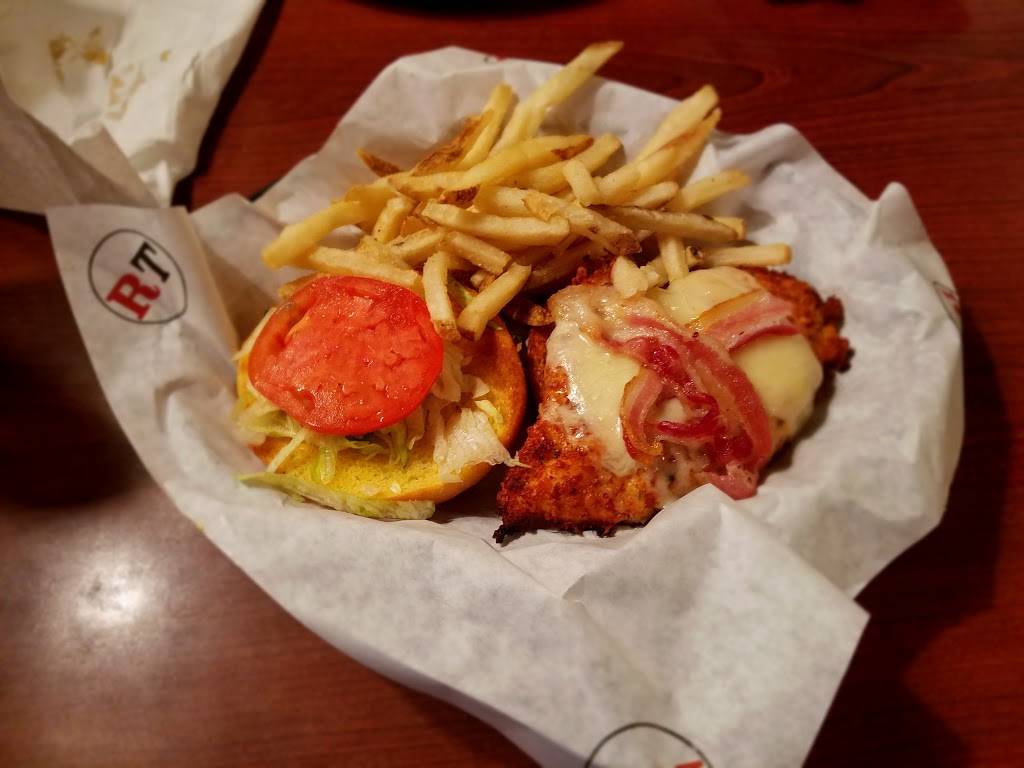 Ruby Tuesday | restaurant | 10509 Gibsonton Dr, Riverview, FL 33569, USA | 8136724524 OR +1 813-672-4524