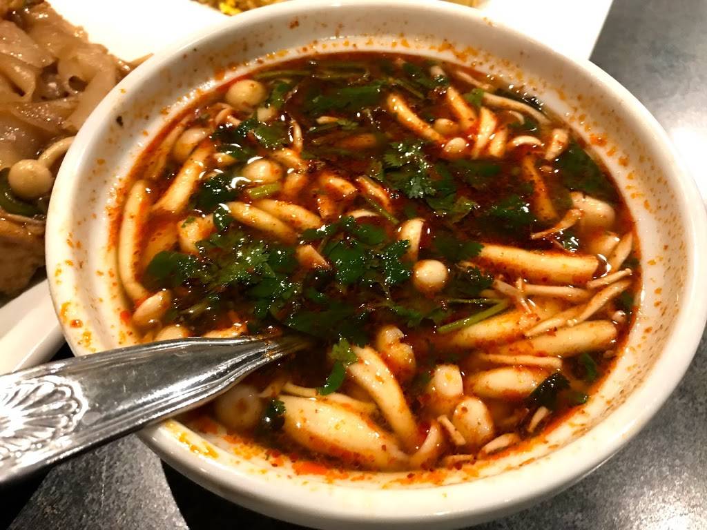 Supannee House of Thai Restaurant & Catering | restaurant | 2907 Shelter Island Dr #110, San Diego, CA 92106, USA | 6197958424 OR +1 619-795-8424