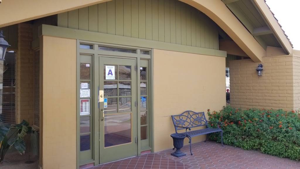 El Campanario Restaurant | restaurant | 44185 Monroe St, Indio, CA 92201, USA | 7603423681 OR +1 760-342-3681