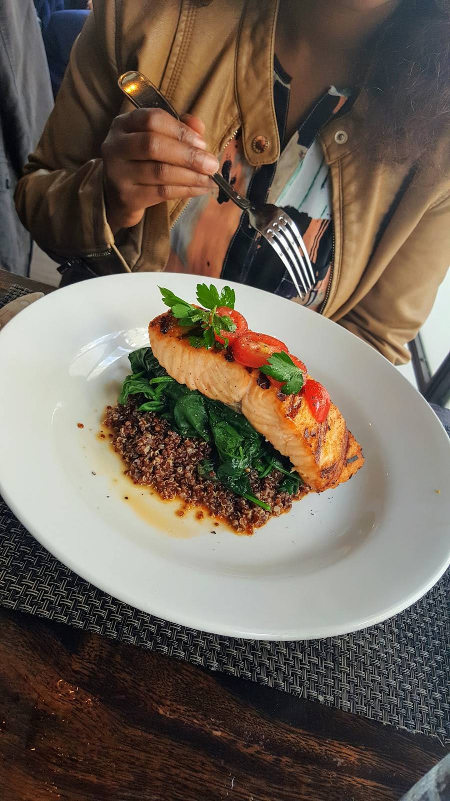 Hendriks | restaurant | 557 3rd Ave, New York, NY 10016, USA | 2126868080 OR +1 212-686-8080