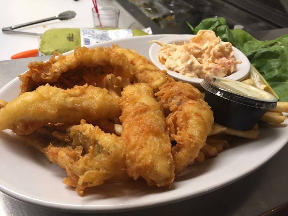 Bora Boras Bar & Grill | restaurant | 11650 13 Mile Rd, Warren, MI 48093, USA | 5863935808 OR +1 586-393-5808