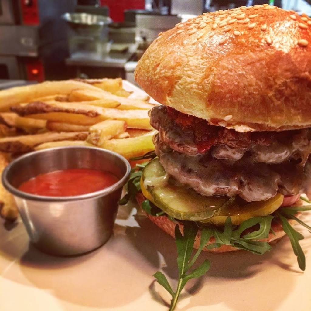 Blood & Sand | restaurant | 1500 St Charles St, St. Louis, MO 63103, USA | 3142417263 OR +1 314-241-7263