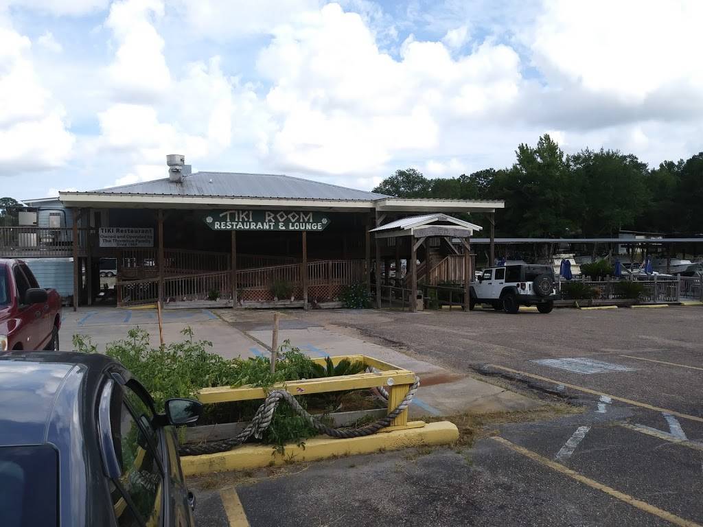 Tiki Restaurant Lounge and Marina | restaurant | 3212 Mary Walker Dr, Gautier, MS 39553, USA | 2284971591 OR +1 228-497-1591