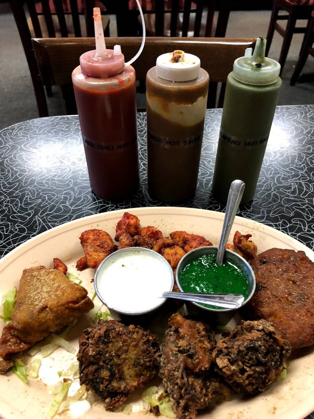 Bombay Garden & Greek Eats | restaurant | 1558 Coshocton Ave, Mt Vernon, OH 43050, USA | 7403970972 OR +1 740-397-0972