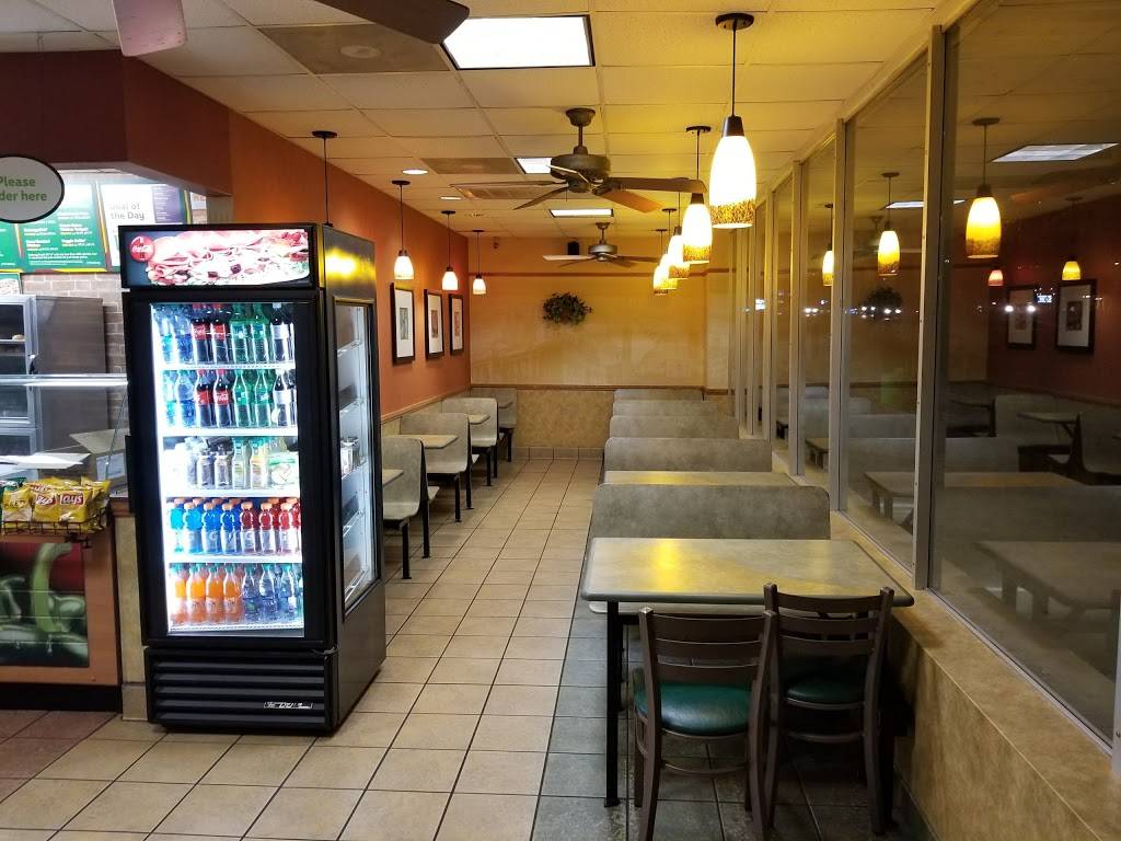 Subway | restaurant | 1333 S Valley Mills Dr Ste A University Centre, Waco, TX 76711, USA | 2547544500 OR +1 254-754-4500