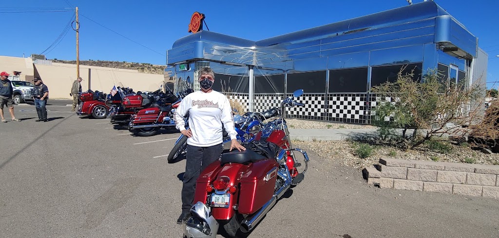 The Diner on Main | restaurant | 103 Main St, Bagdad, AZ 86321, USA | 9286332131 OR +1 928-633-2131