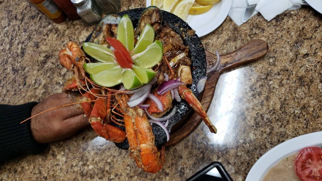 Mariscos del Rey | restaurant | 4956 e. Ashlan ave·, Fresno, CA 93726, USA | 5594785775 OR +1 559-478-5775